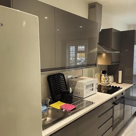 Renovated Studio - Self Check-In, Free Street Parking Watford  Exterior photo