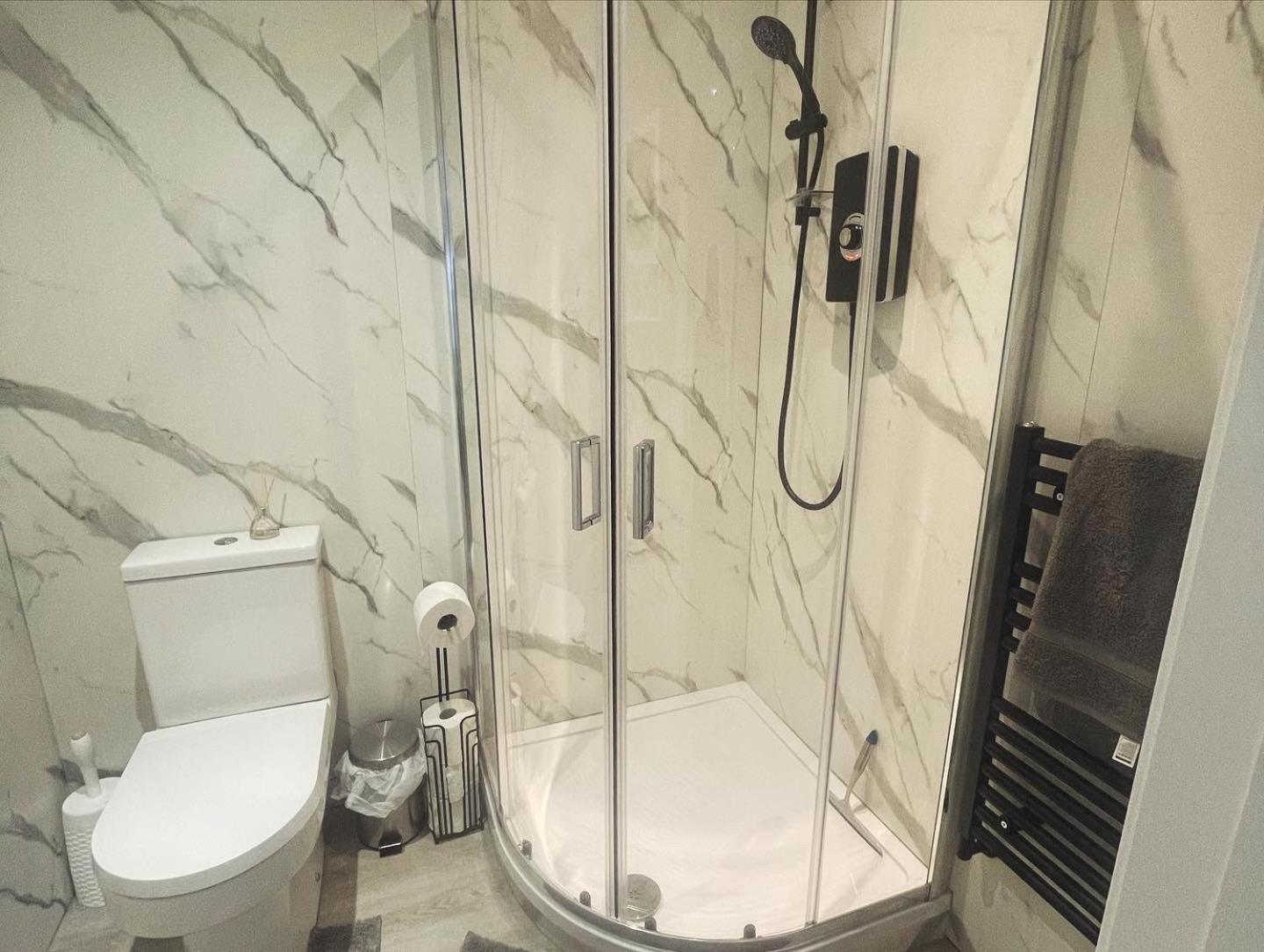 Renovated - Self Check-in, Free Street Parking Apartment Watford (Hertfordshire)